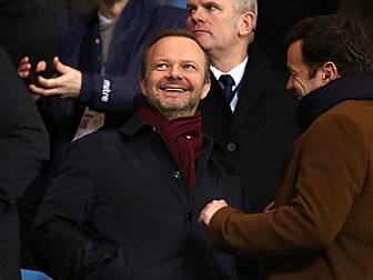 Manchester United set up for l...